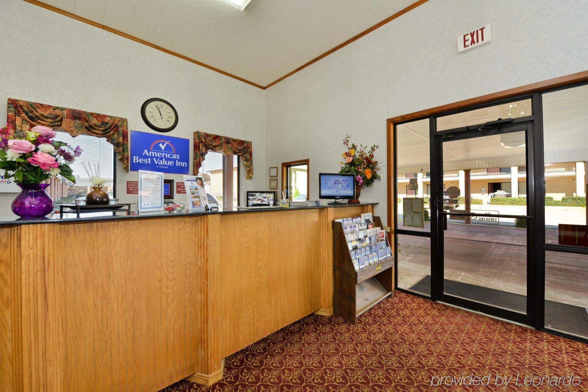 Americas Best Value Inn - Brookhaven Exterior foto