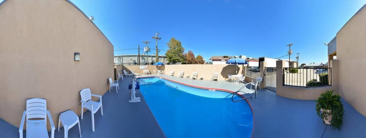 Americas Best Value Inn - Brookhaven Exterior foto